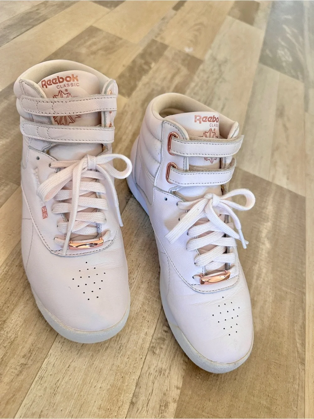 Reebok Freestyle Hi Muted Pale Pink High-Top Sneakers Women's 7